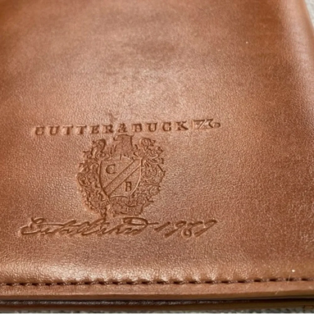 Cutter & Buck Passport Wallet - Picture 6 of 6